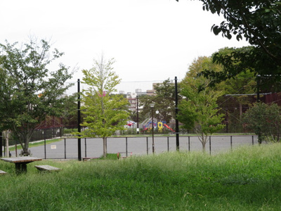 港南台西公園まで400m