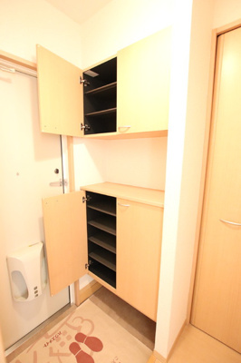 玄関横　下駄箱