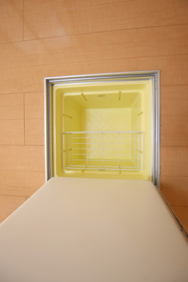 キッチン　床下収納