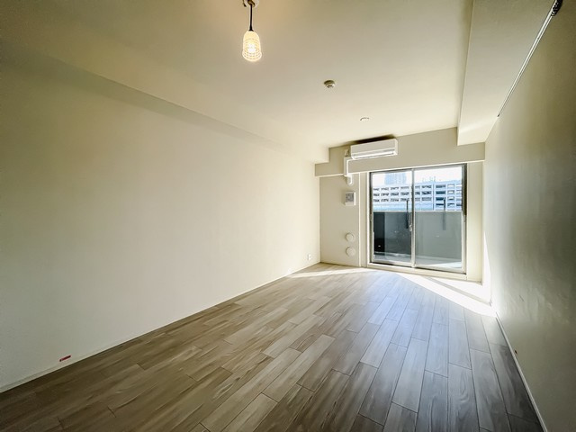 【居間・リビング】 | ロイヤルパークス有明 | ※写真は同タイプ住戸です。