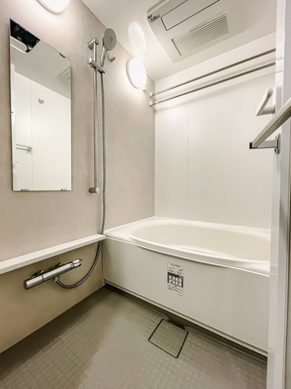 【浴室】 | ロイヤルパークス有明 | ※写真は同タイプ住戸です。