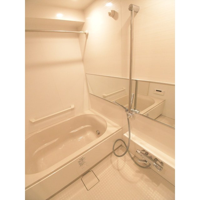 クオリタス日本橋浜町の浴室