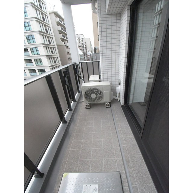 クオリタス日本橋浜町のバルコニー