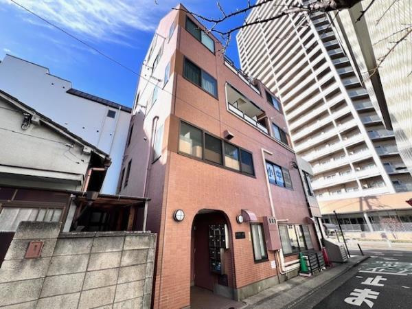 ハウスタカの外観