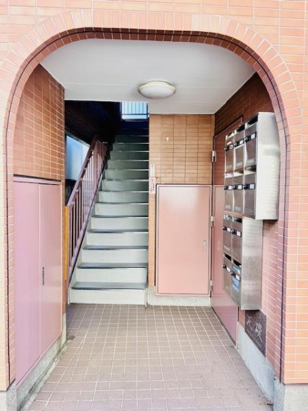 ハウスタカのエントランス