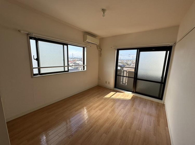 【居間・リビング】 | ジョイフル西荻窪7番館 | 居室、リビング