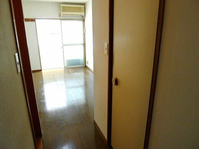 ハイツフィールドの居間・リビング