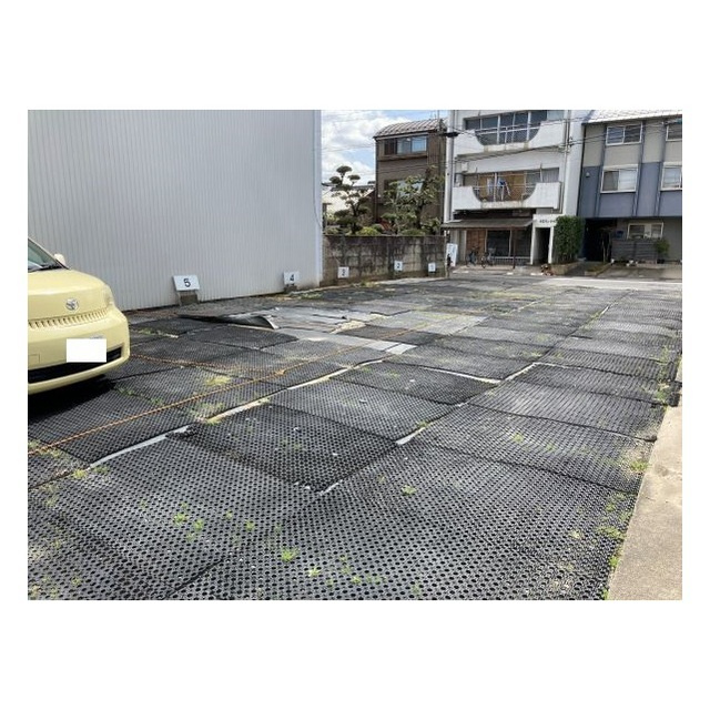 岐阜市権現町の駐車場の駐車場