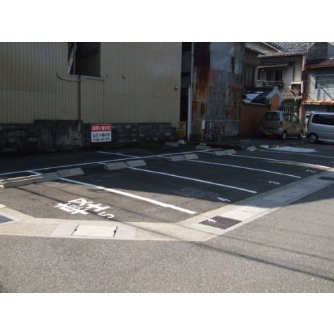 花園町駐車場の外観