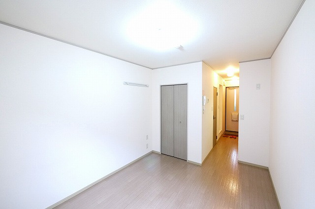 シティパル大宮　Ｂ棟の洋室|明るい洋室です