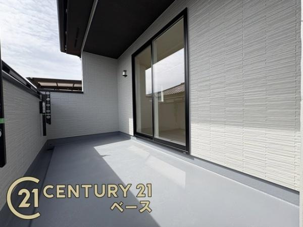 奈良市秋篠町 ／新築一戸建のバルコニー|■現地撮影写真■開放感あふれるバルコニー！