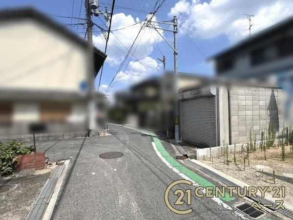 生駒郡斑鳩町法隆寺南１丁目の売地の前面道路含む現地写真|■現地撮影写真■落ち着いた雰囲気の閑静な住宅地内です！