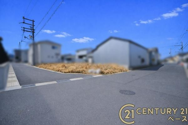 橿原市小綱町の売地の前面道路含む現地写真|■現地撮影写真■中学校まで徒歩圏内！お子様にも嬉しい生活環境です！