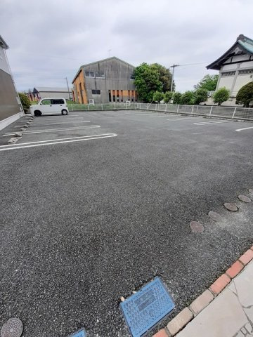 【駐車場】 | フルーブ・レゾネートＢ