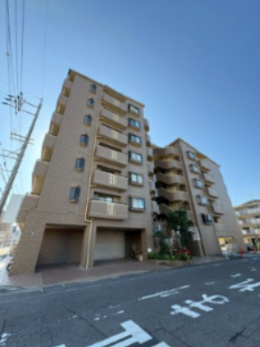 ファミーユＤＡＩＳＨＩＮの外観