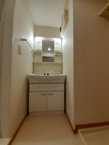 フルーブ・レゾネートＢの洗面所