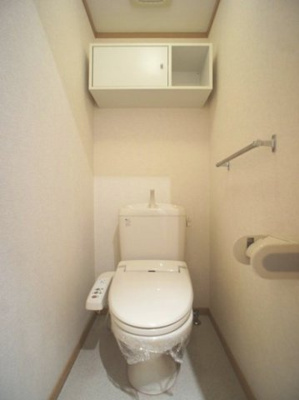 【トイレ】 | グリーンヒル | 温水洗浄暖房便座機能付きです♪