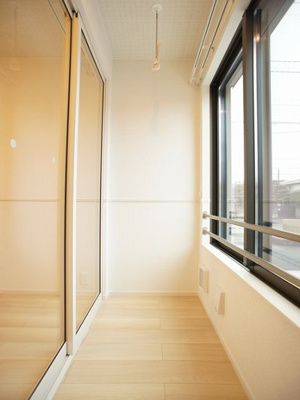 【バルコニー】 | Ｅｌｅｇａｎｔ（エレガント） | 日当たり良好！お洗濯物がたくさん干せます♪