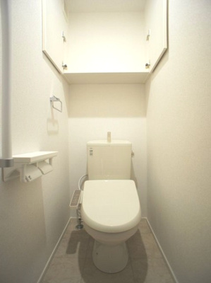 【トイレ】 | Ｅｌｅｇａｎｔ（エレガント） | 温水洗浄暖房便座機能付きです♪