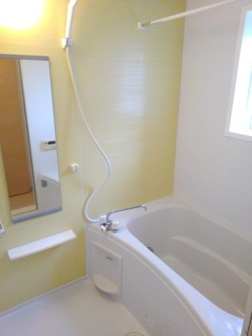 ひまわりＢの浴室