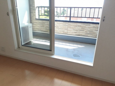 【バルコニー】 | エンジェライトⅡ