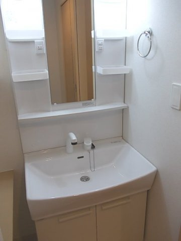 ヴァーレンスＣの洗面所