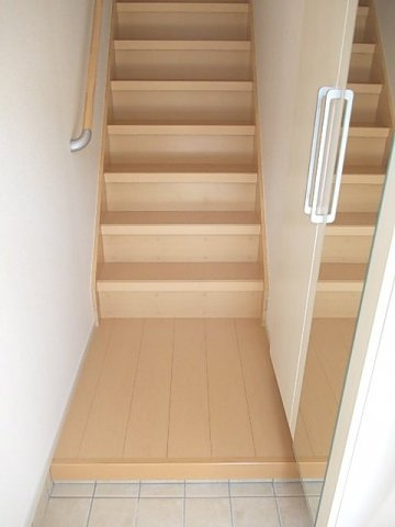 ヴァーレンスＣの玄関