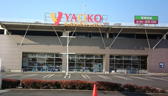 レオパレスカトレアの周辺