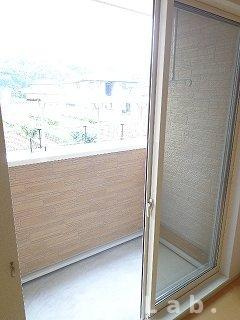 デリス　シャルマンのバルコニー