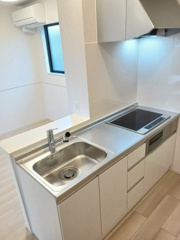 アバンツァートのキッチン