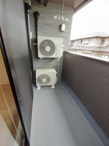 メゾン・カイティスⅠのバルコニー