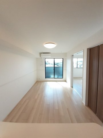 グランパセオの居間・リビング