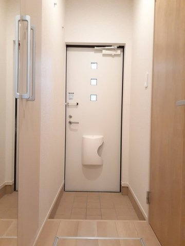 ニューグランデの玄関