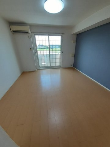 ヴィラ　ピアーチェの内装