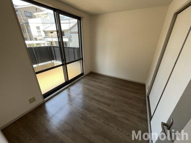 シャーメゾンヤークレイの洋室