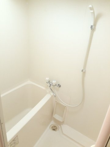 シャロムの浴室