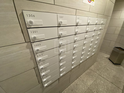 【その他共用部分】 | OPUS RESIDENCE SHINSAIBASHI SOUTH | OPUS RESIDENCE SHINSAIBASHI SOUTH　メールボックス