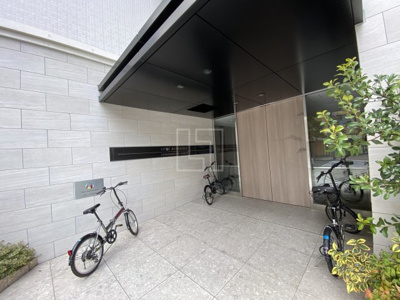 【エントランス】 | OPUS RESIDENCE SHINSAIBASHI SOUTH | OPUS RESIDENCE SHINSAIBASHI SOUTH　エントランス