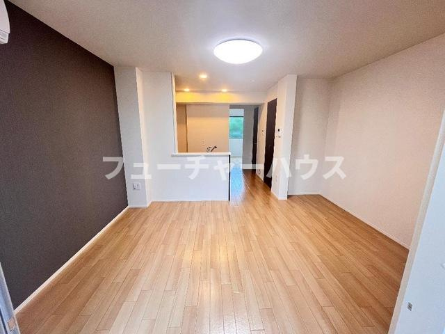 カームハウス（Calm House）の居間・リビング