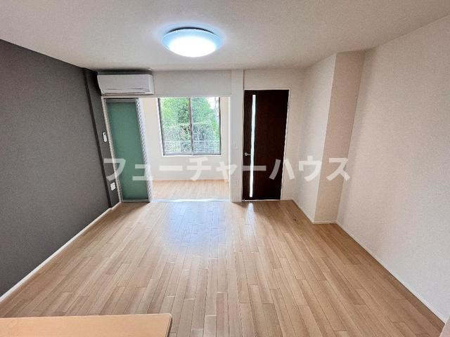 カームハウス（Calm House）の居間・リビング