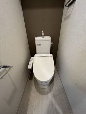 【トイレ】 | プレサンス谷町七丁目II | プレサンス谷町七丁目II　温水洗浄便座