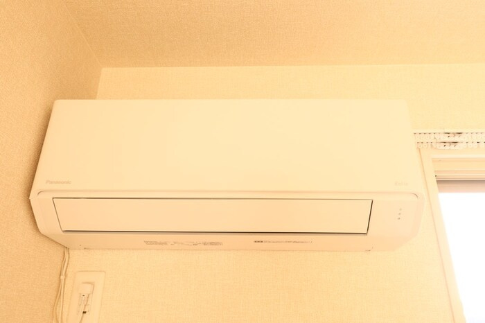 アースウィン　Aの設備|エアコン