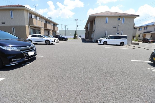 アースウィン　Aの駐車場|駐車場