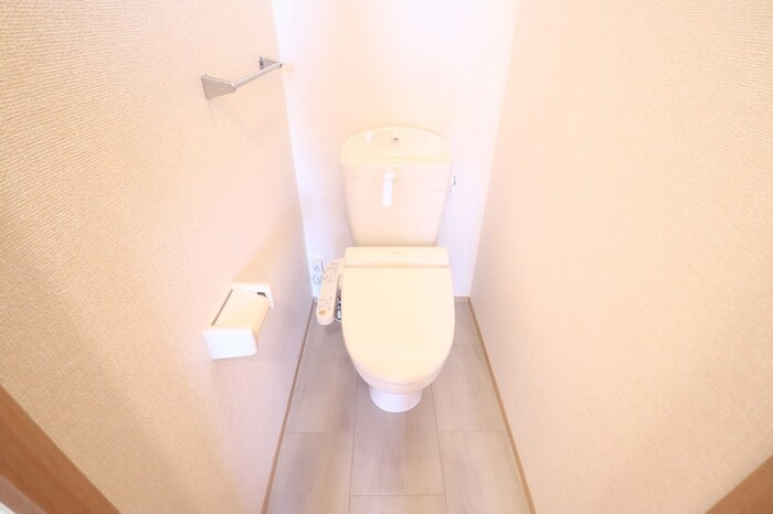 アースウィン　Aのトイレ|温水洗浄暖房便座