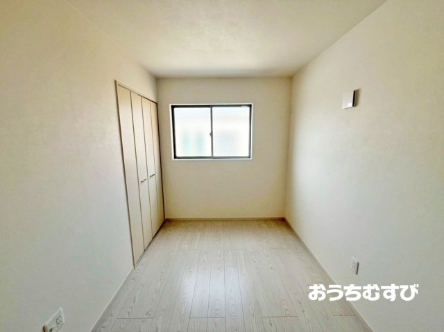 春日井市下津町1期(全2棟)の洋室