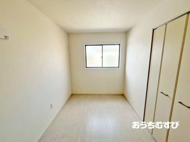 春日井市下津町1期(全2棟)の洋室