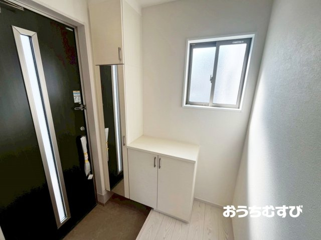 春日井市下津町1期(全2棟)の玄関