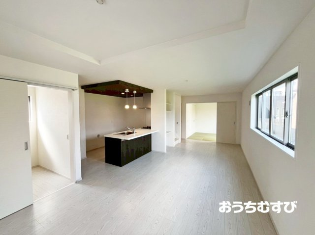 春日井市下津町1期(全2棟)の居間・リビング