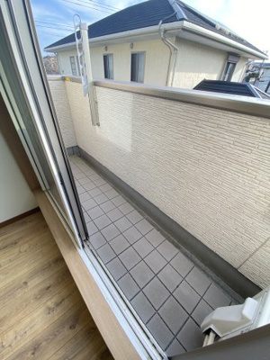 【バルコニー】 | La fraise壱番館