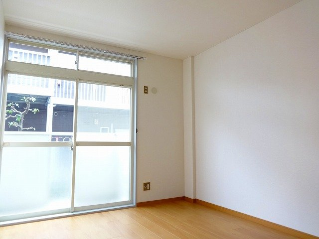 アクティブ河原Ｂの居間・リビング